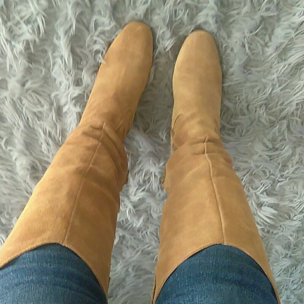 Like New CROWN VINTAGE MAGYIE WESTERN BOOT - Picture 3 of 6